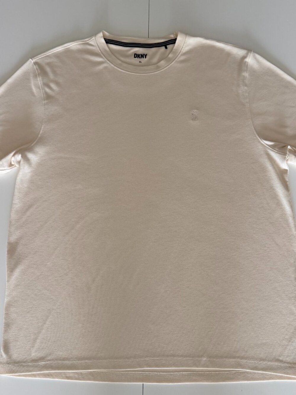 DKNY Mens Cream Crewneck Short Sleeve Tee Size XL Stretch Minimalist Chest Logo